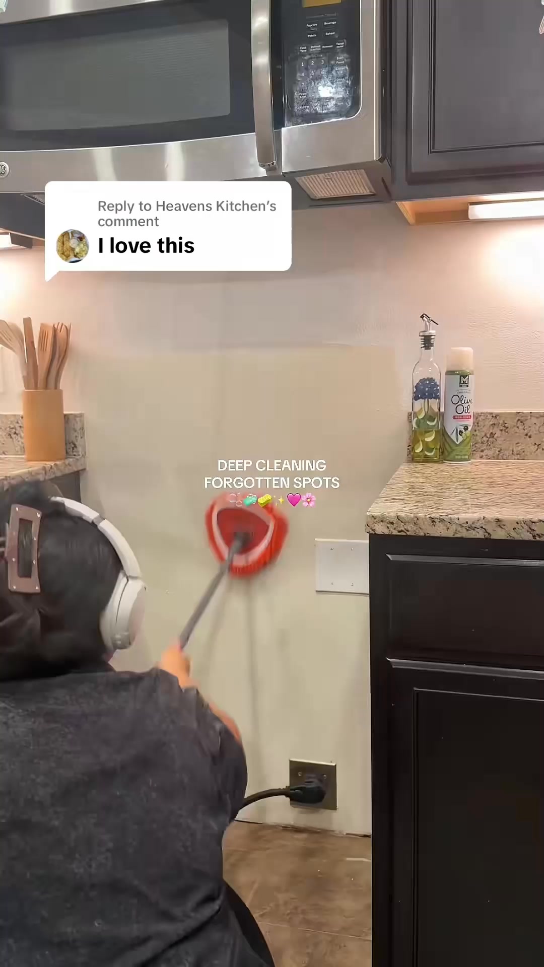 Kristina Cook Facebook ad: ★★★★★ Finally, a cleaning system that gets my ADHD brain!