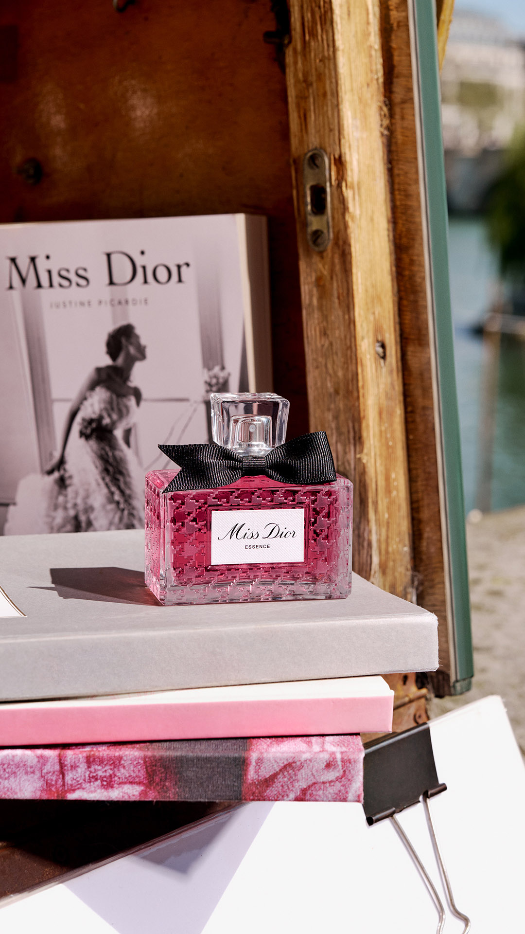 Dior Facebook ad