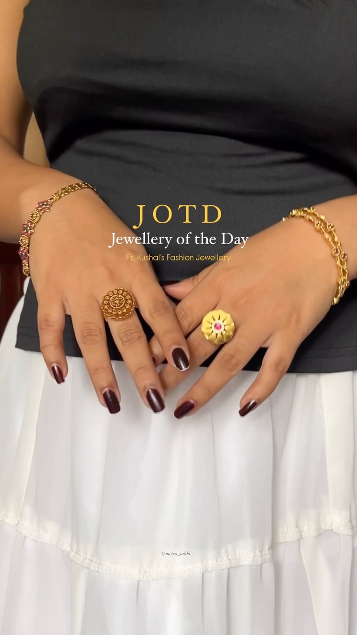 Kushals Fashion Jewellery Facebook ad: Jewellery of the Day, but make it fusion…