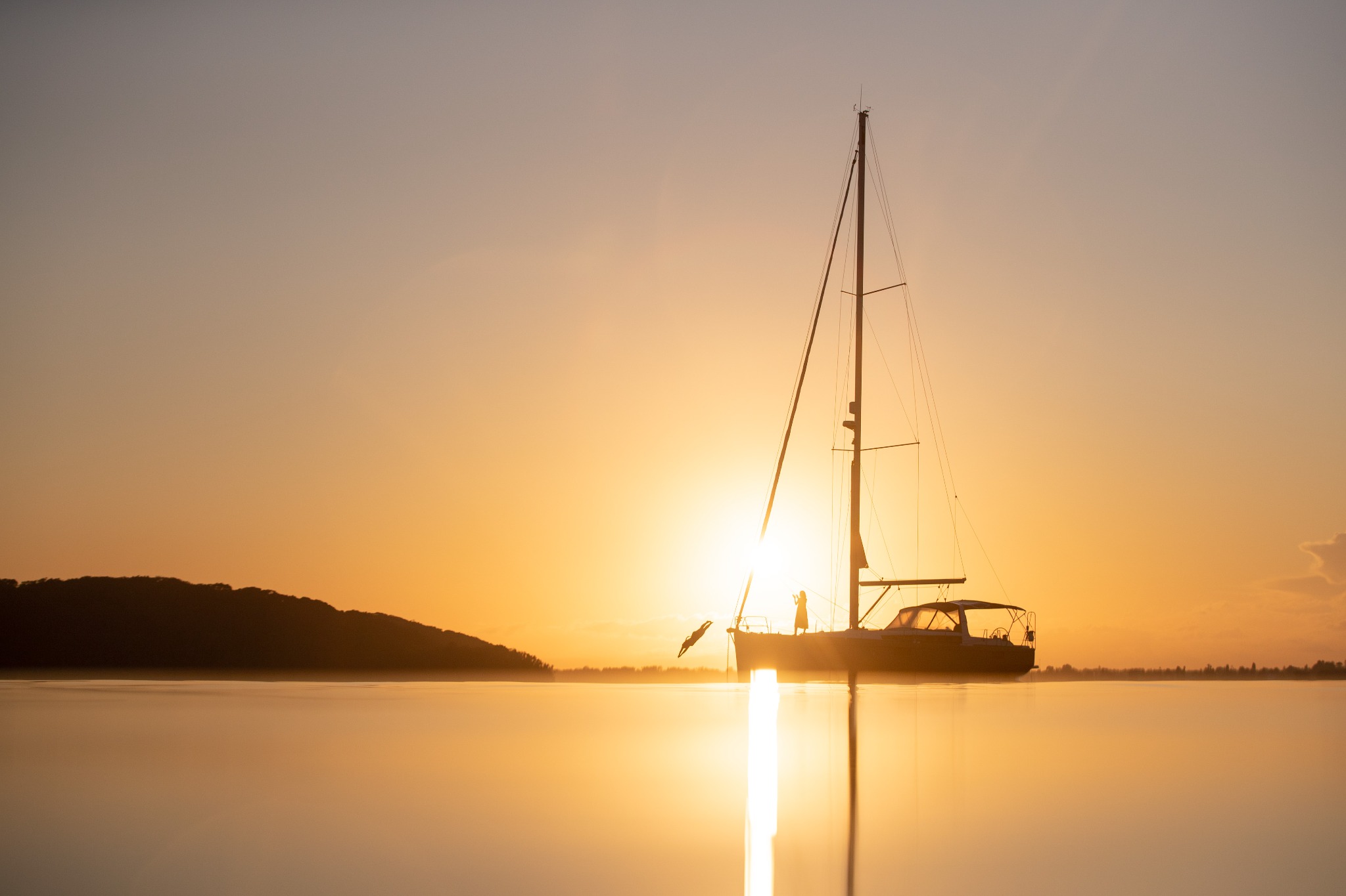 Sail Lake Macquarie Facebook ad: Luxury Yacht Charter Lake Macquarie