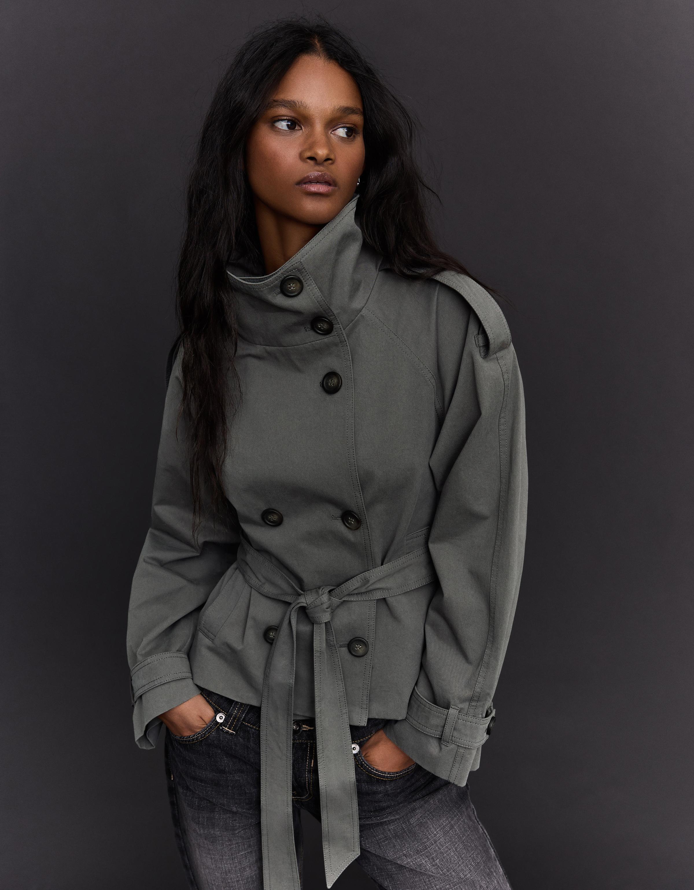 Bershka Facebook ad