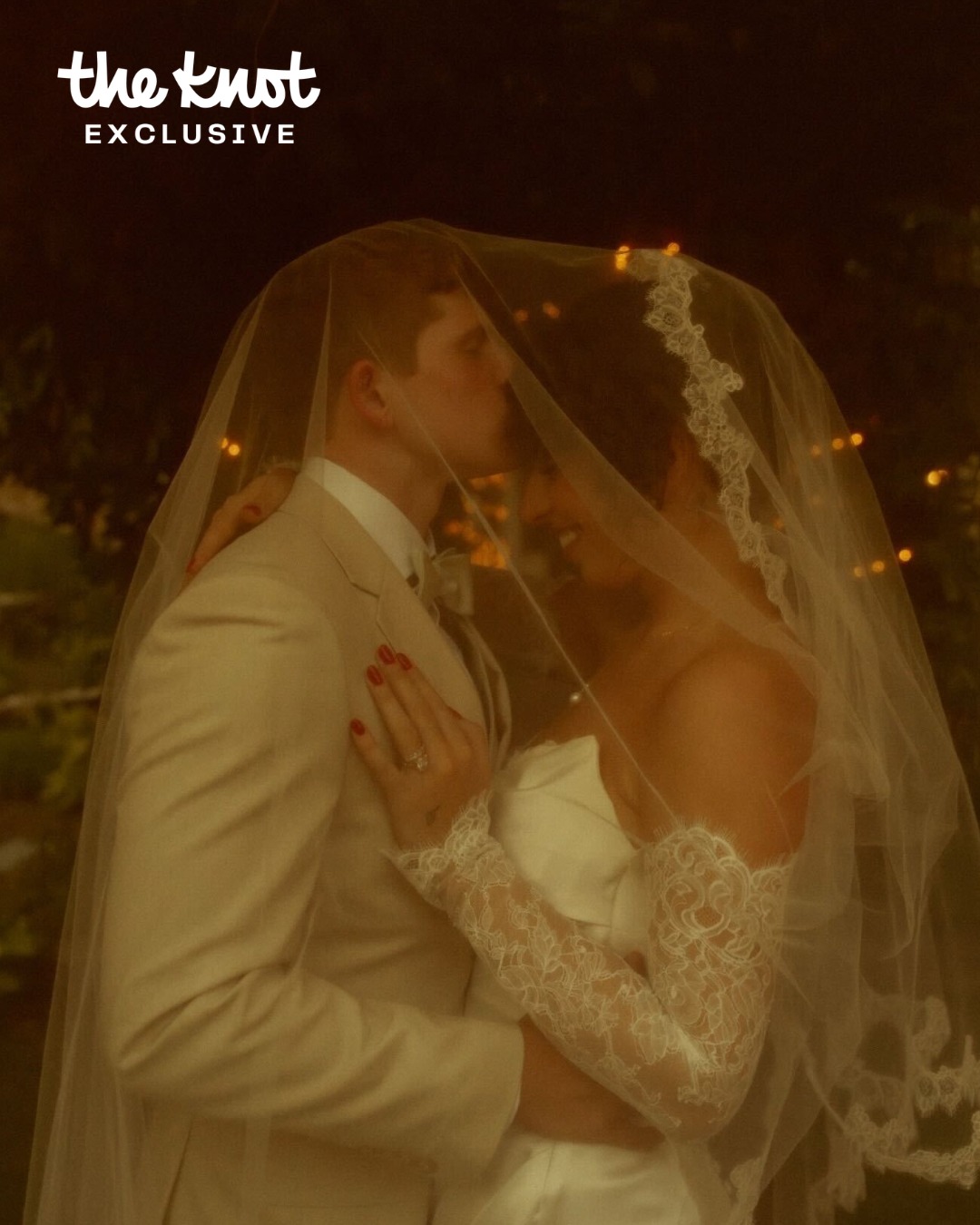 The Knot Facebook ad