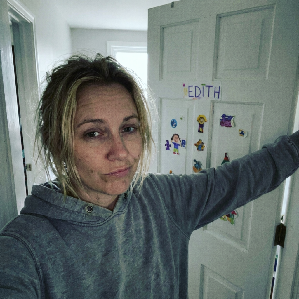 Uppfostra barn med ADHD & autism Facebook ad: Jeg har brukt 7 år som vekkerklokken til min datter med…