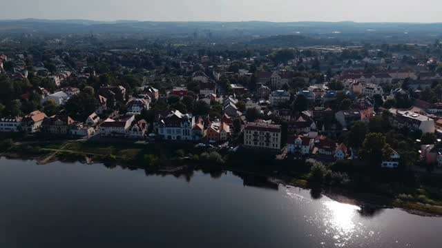 Hofzwanzig GmbH Facebook ad: Jedes Event erzählt eine Geschichte, wir sorgen dafür…