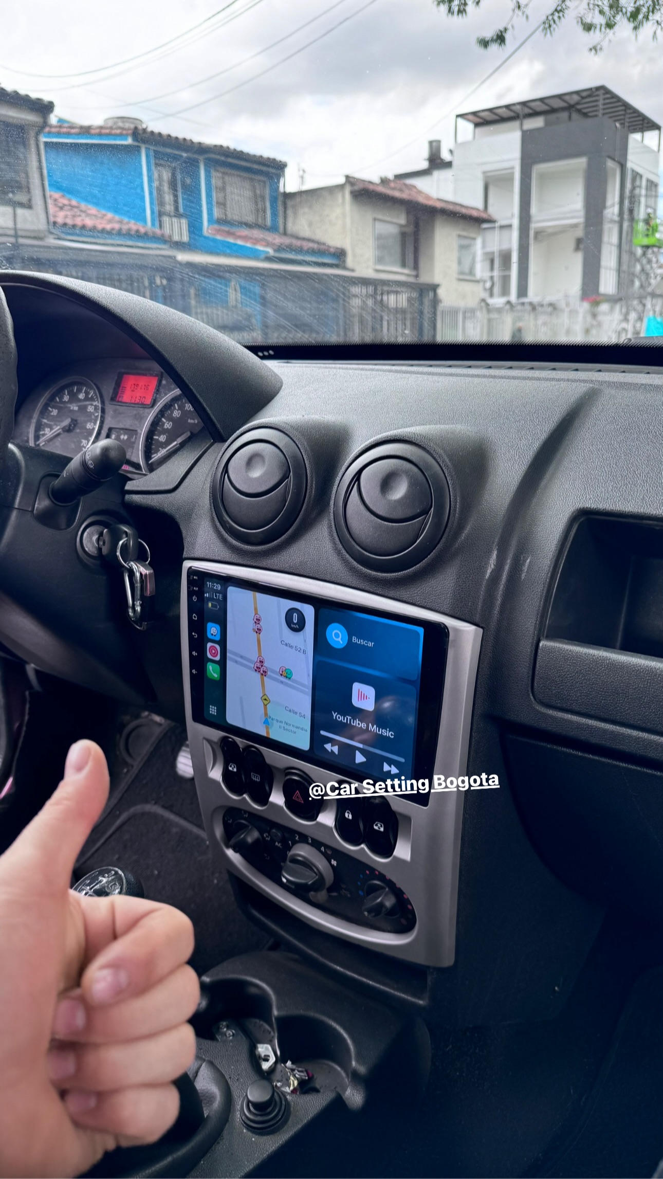 Car Setting Bogota Facebook ad