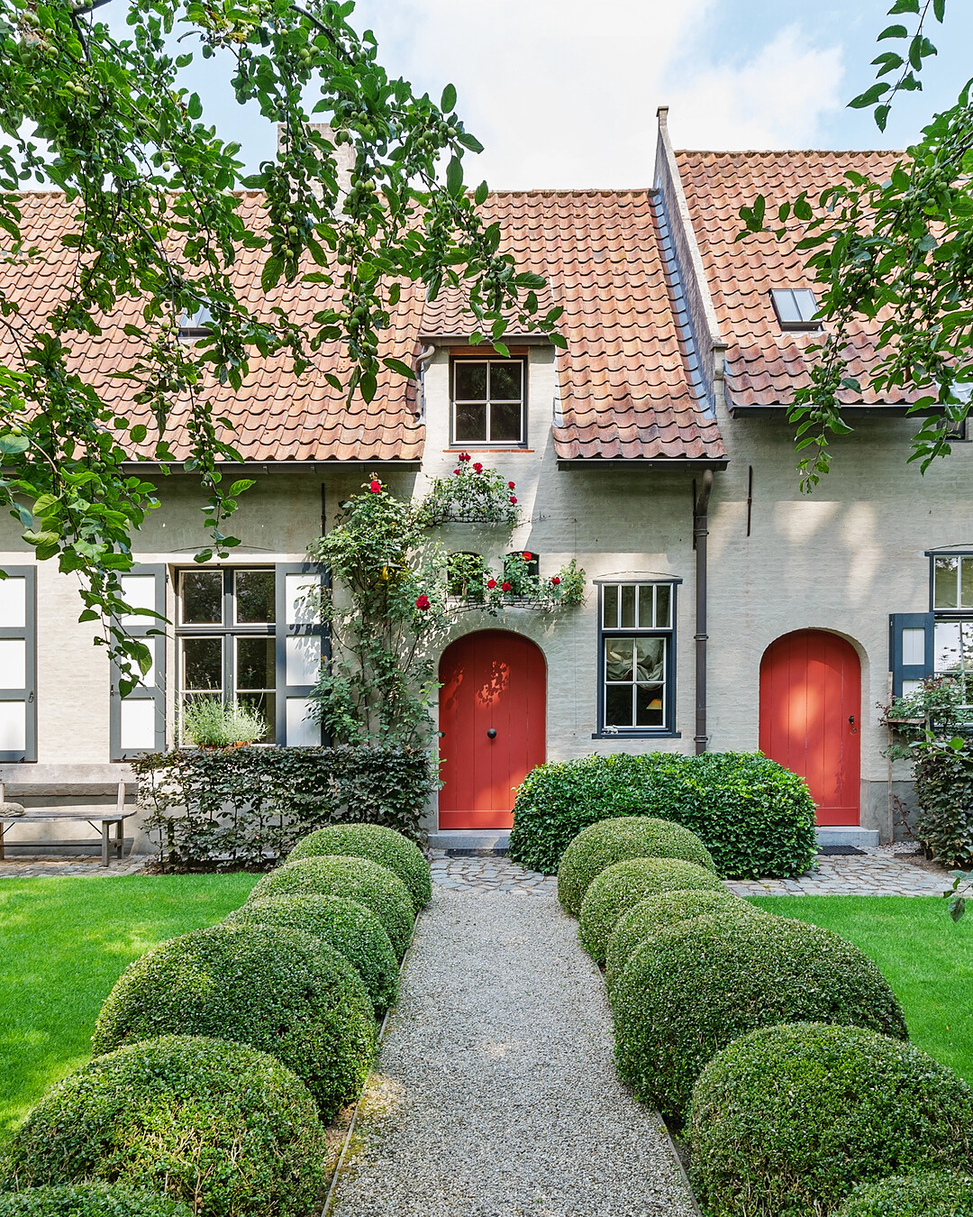Engel & Völkers Gent en omgeving Facebook ad: VERKOCHT Sint-Martens-Latem