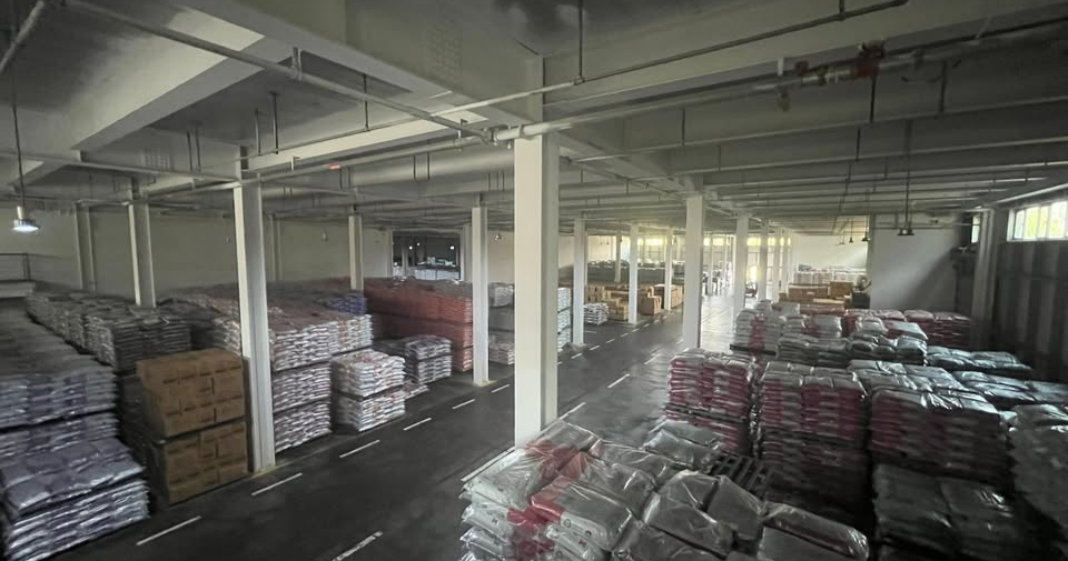 ForseeGroup Facebook ad: Pet Food Factory