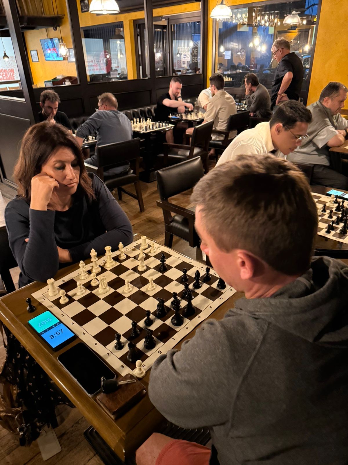 ChessBar Facebook ad: Come play chess in bars of El Paso!