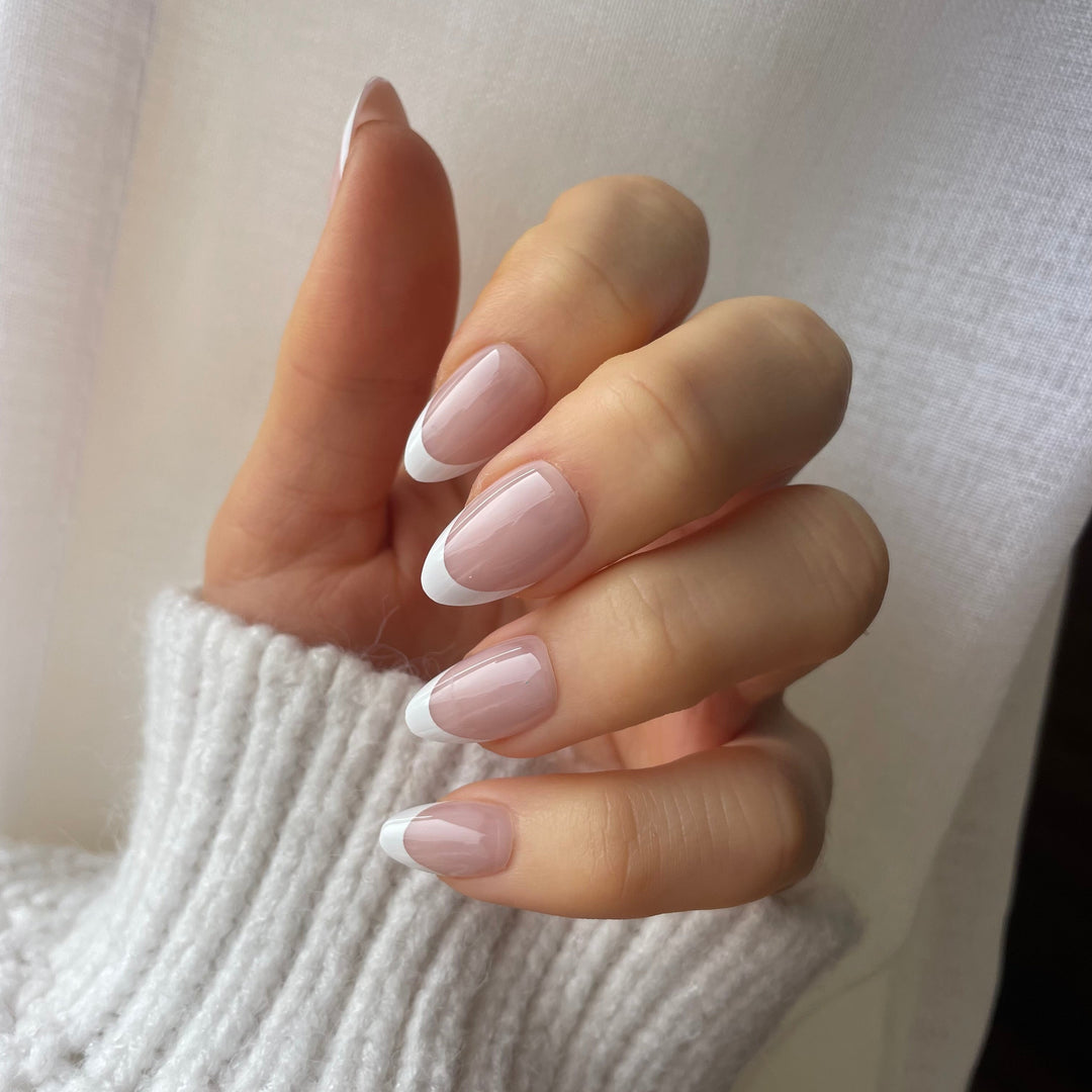 Candy Claws Facebook ad