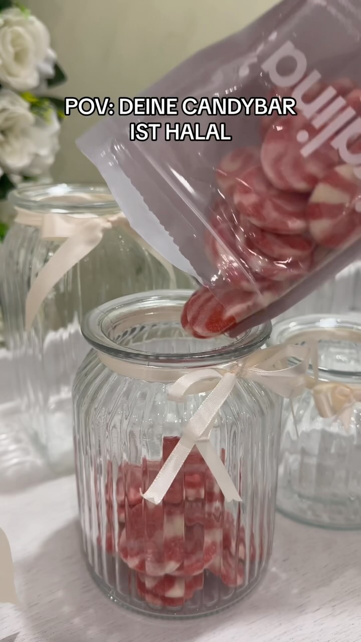 Miralina's Halal Sweets Facebook ad: POV: deine Candybar ist halal
