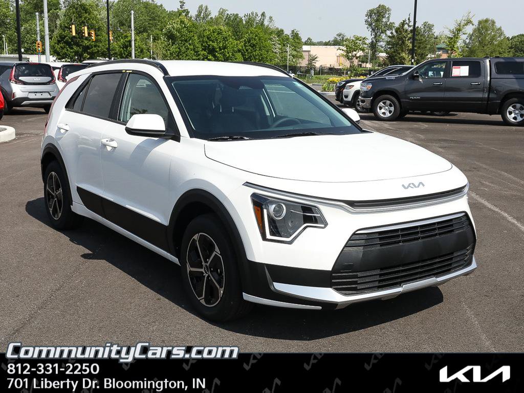 Community Kia of Bloomington Facebook ad from Jul 16, 2026