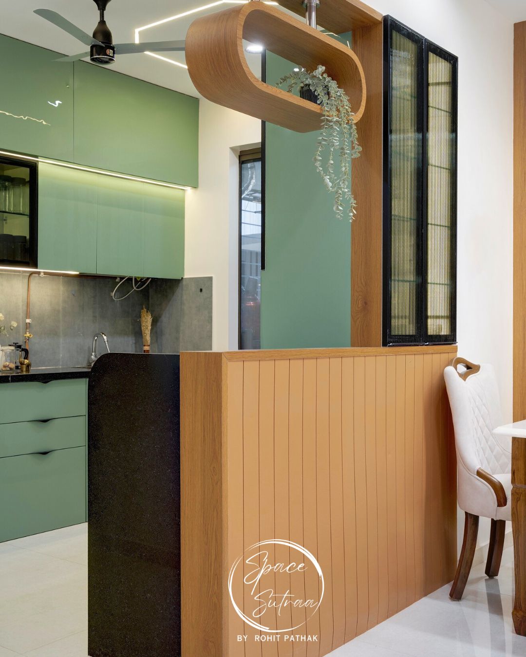 SpaceSutraa Facebook ad: Blend of Beauty and Function- A stylish kitchen