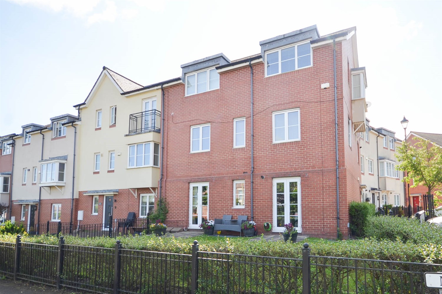 Andrew Craig Estate & Letting Agents Facebook ad: Sold Homes Alert!