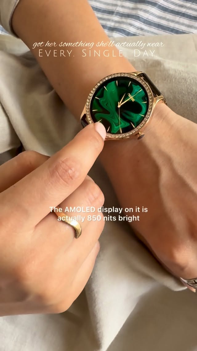 Gonoise Facebook ad: Found something that looks like jewellery, works like…