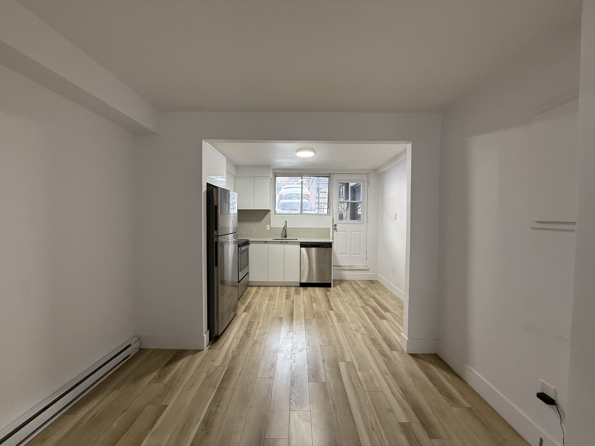 Pardo Junior Vincelli Facebook ad: 1 Bed 1 Bath Apartment