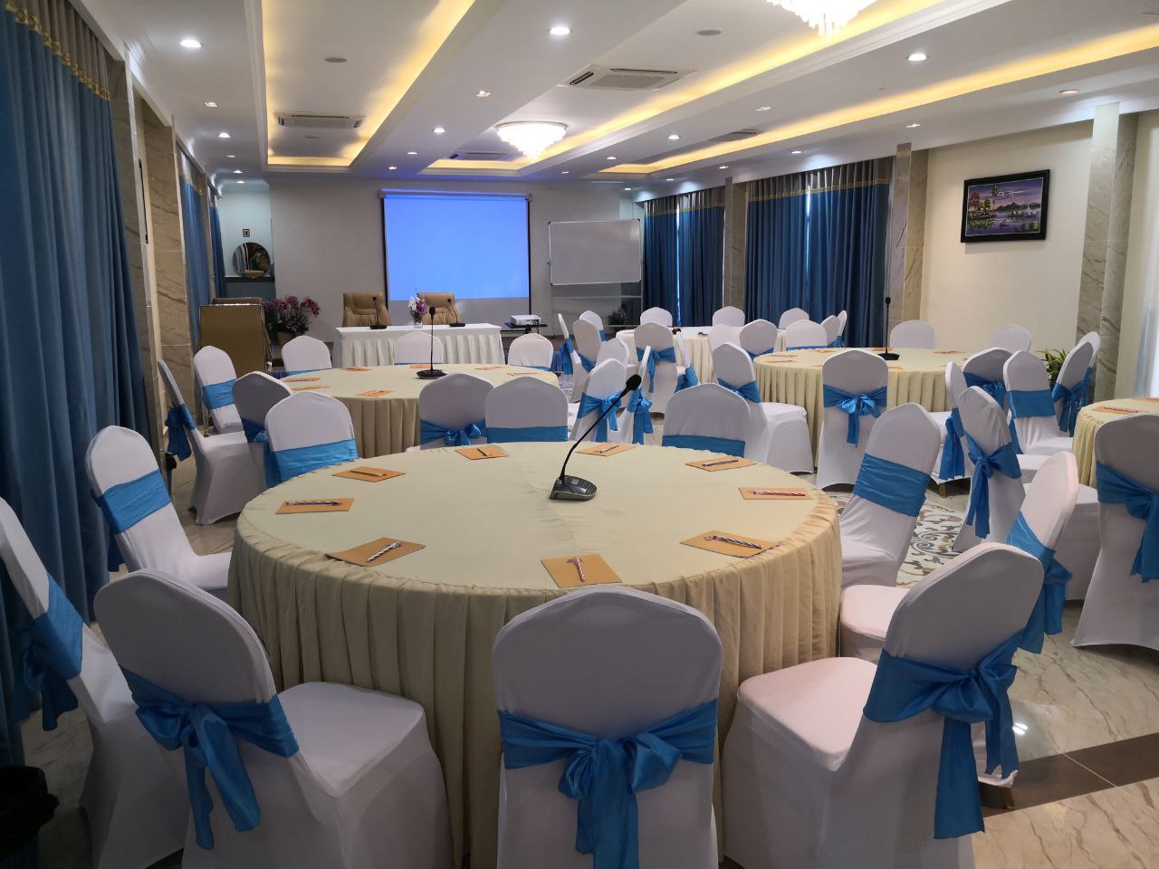ឡូដស៍ មុនីឥស្សរា-Lodge Moni Essara Kampot Facebook ad