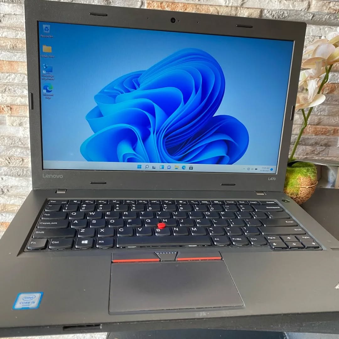 a_e_e_eletronic Facebook ad: LENOVO THINKPAD