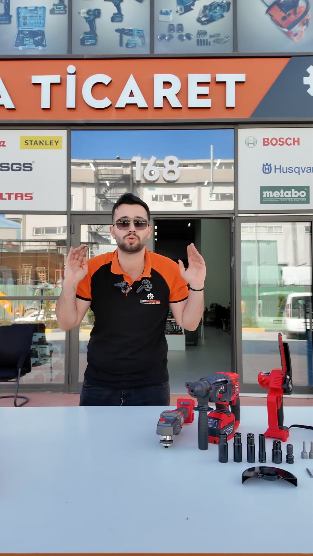 Prohummer Facebook ad: Prohummer PH333 Profesyonel Yeni Kırmızı 21v 4ah 5li…