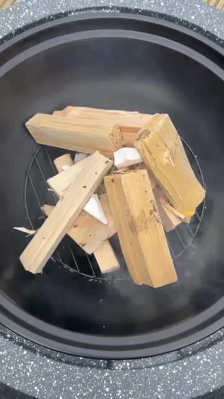 Vonhaus Facebook ad: VonHaus Fire Pits