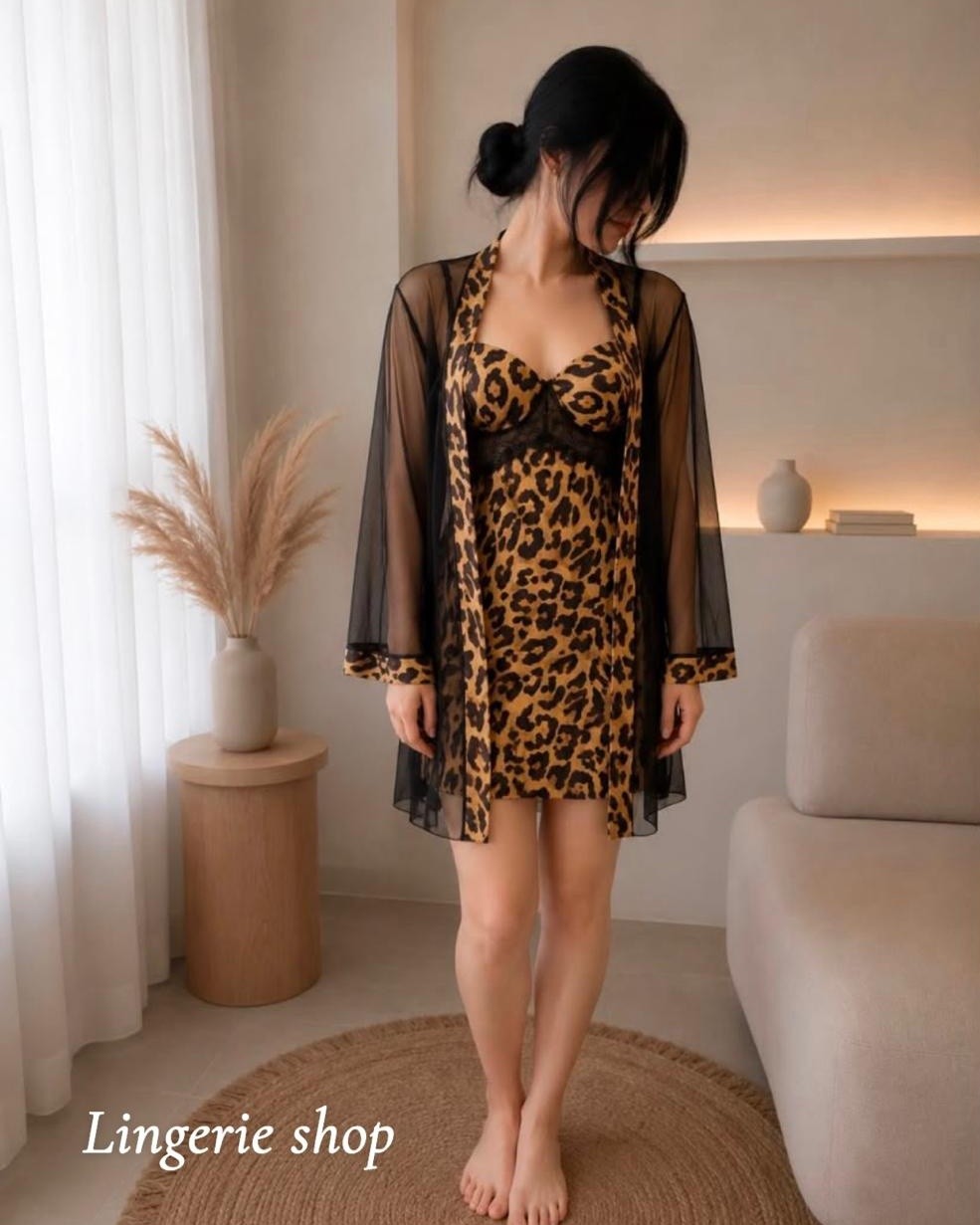 Lingerie Shop Facebook ad