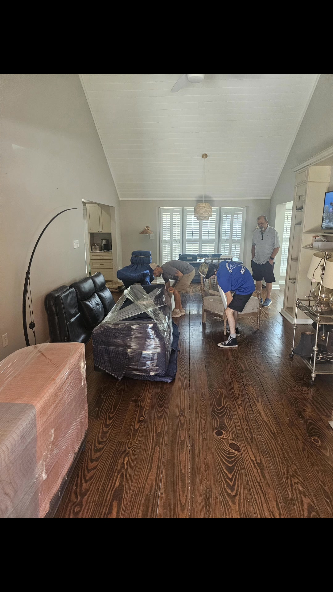 Edwards Moving Myrtle Beach Facebook ad: HORRY COUNTY'S PREMIER MOVING COMPANY!