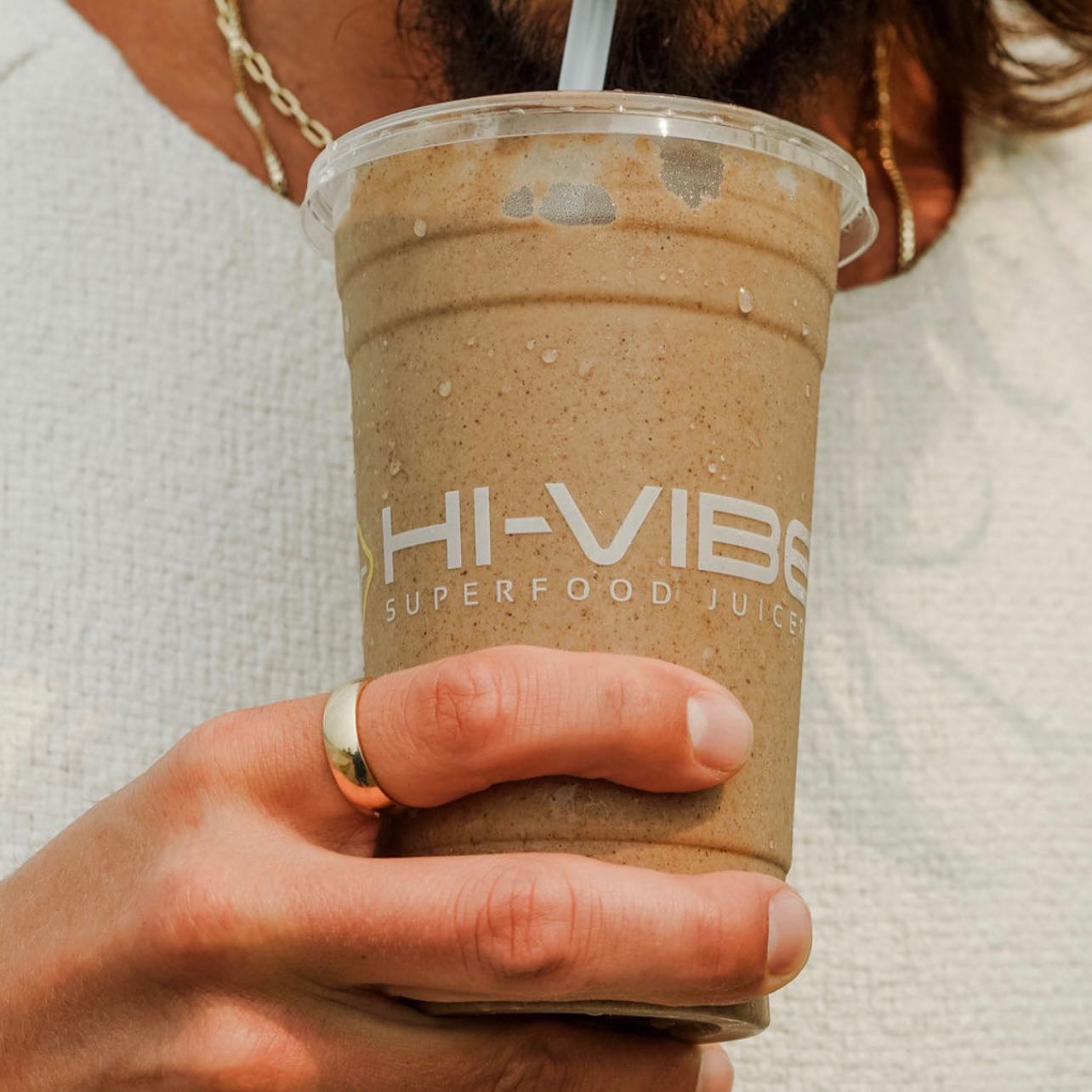HI-VIBE Superfood Juicery Facebook ad: The Ultimate Superfood Smoothies = Optimal Day
