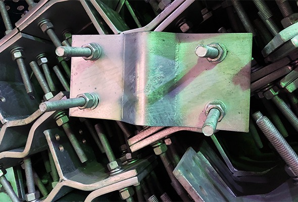 Universal Galvanizing Facebook ad: Are your fabricated steel products truly protected, or…