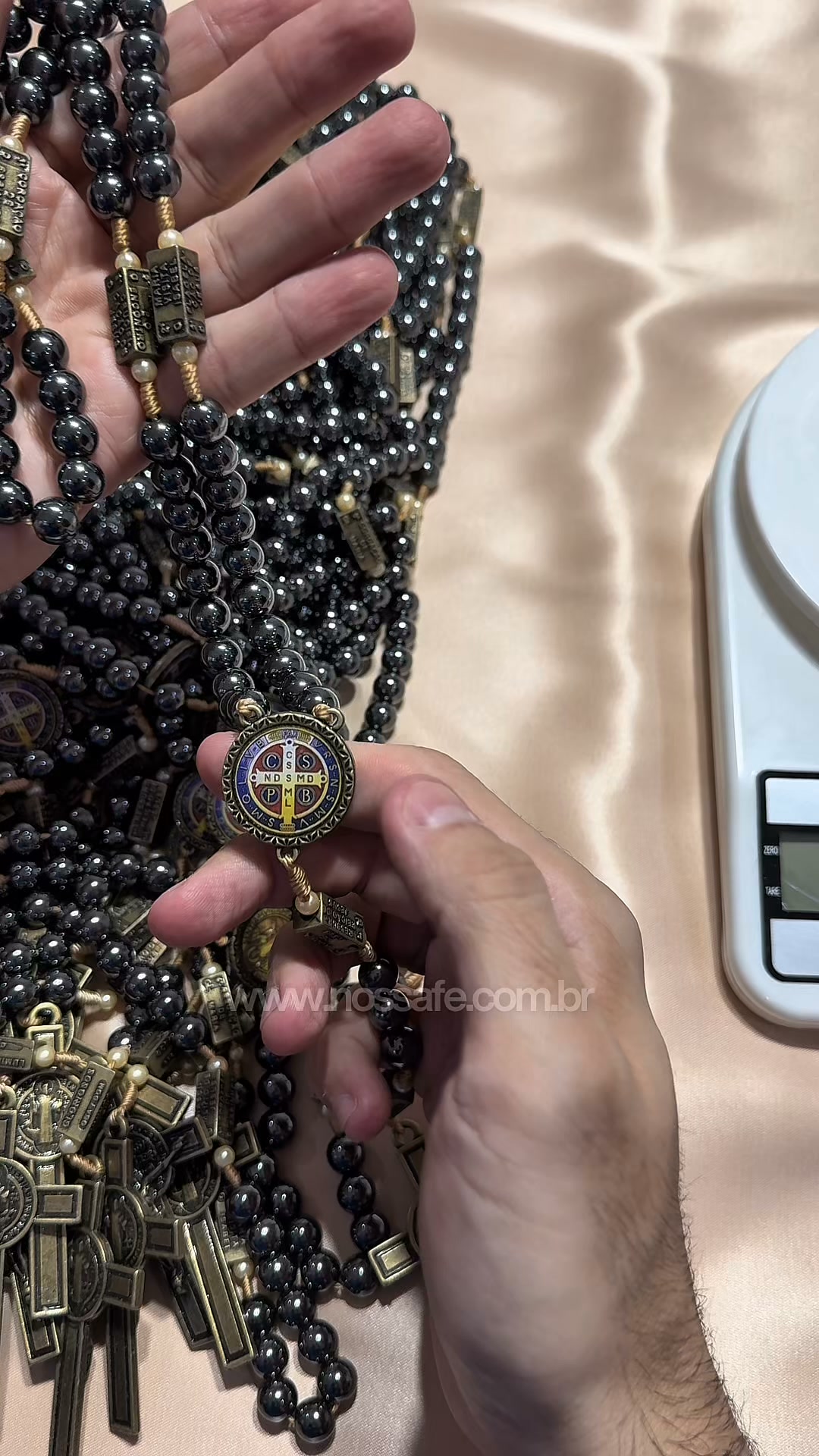 Nossa Fé - Artigos Religiosos Facebook ad: DESCONTO ESPECIAL HOJE