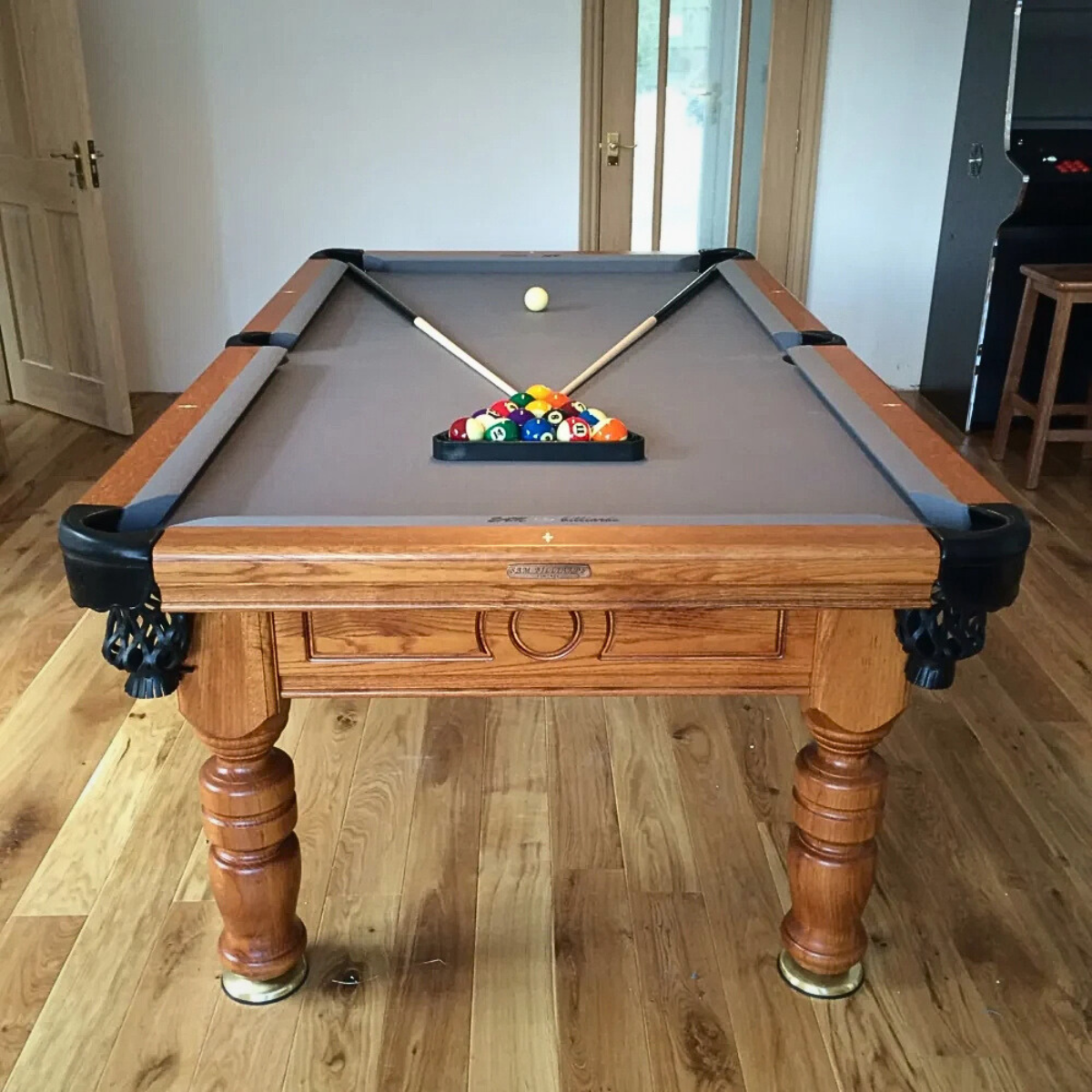 House of Leisure UK Facebook ad: Still thinking about upgrading your home games space?