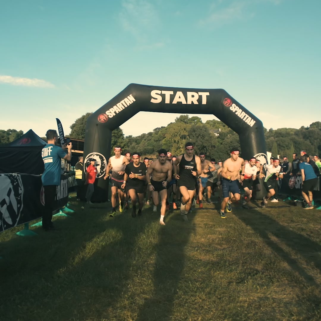 Spartan Race Spain Facebook ad: Te espera un desafío