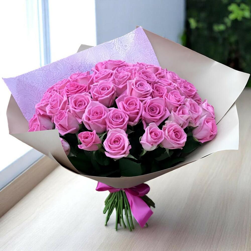 Flowwow.UAE Facebook ad: −20% on your first order with Flowwow