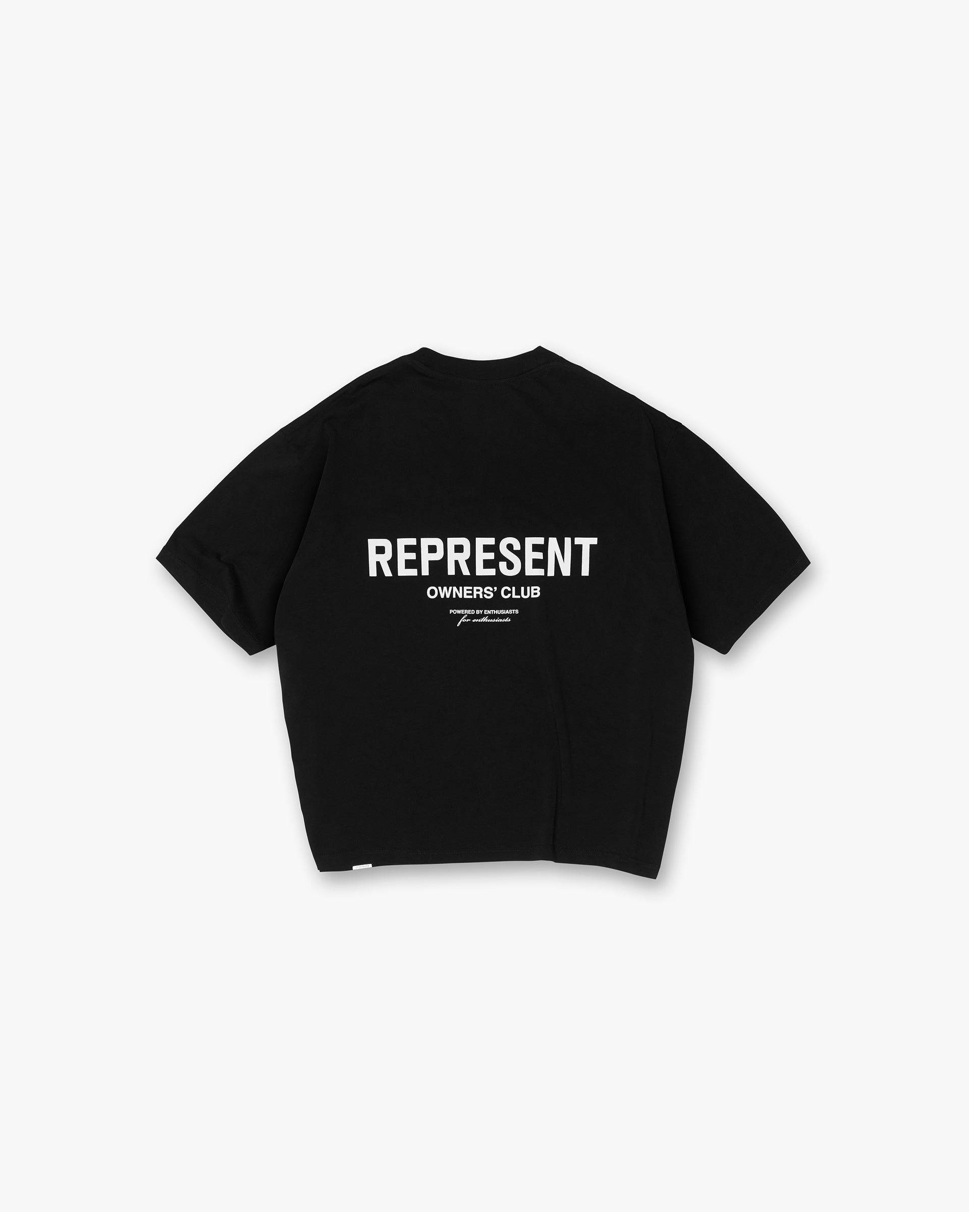 Represent Clo Facebook ad