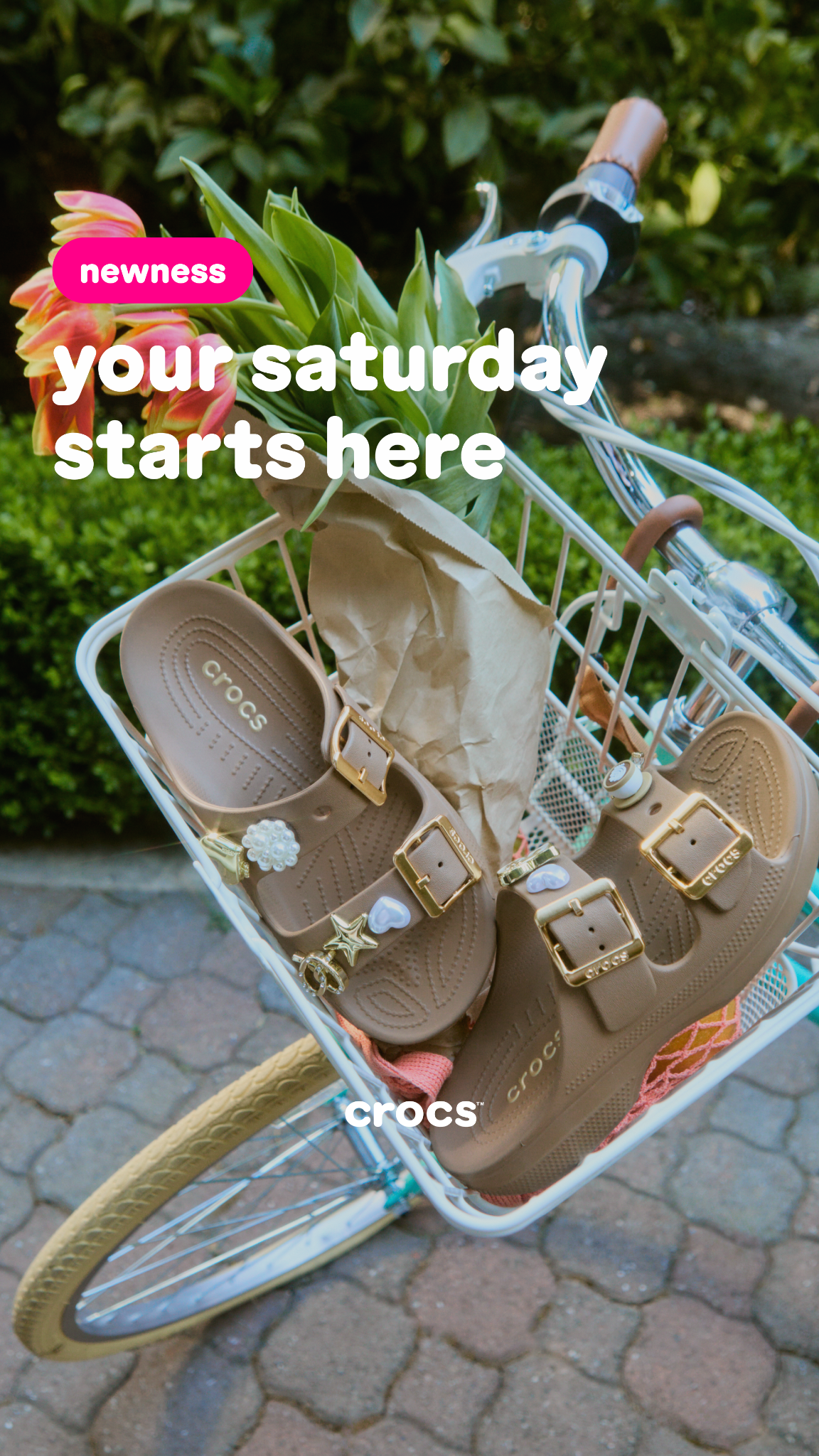 Crocs Facebook ad