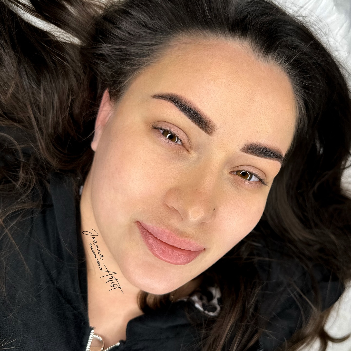 ILashes - beauty salon Facebook ad