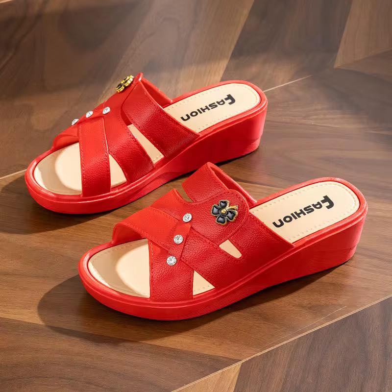 Mikas Gt Facebook ad: ¡OFERTAS IMPERDIBLES EN CALZADO!