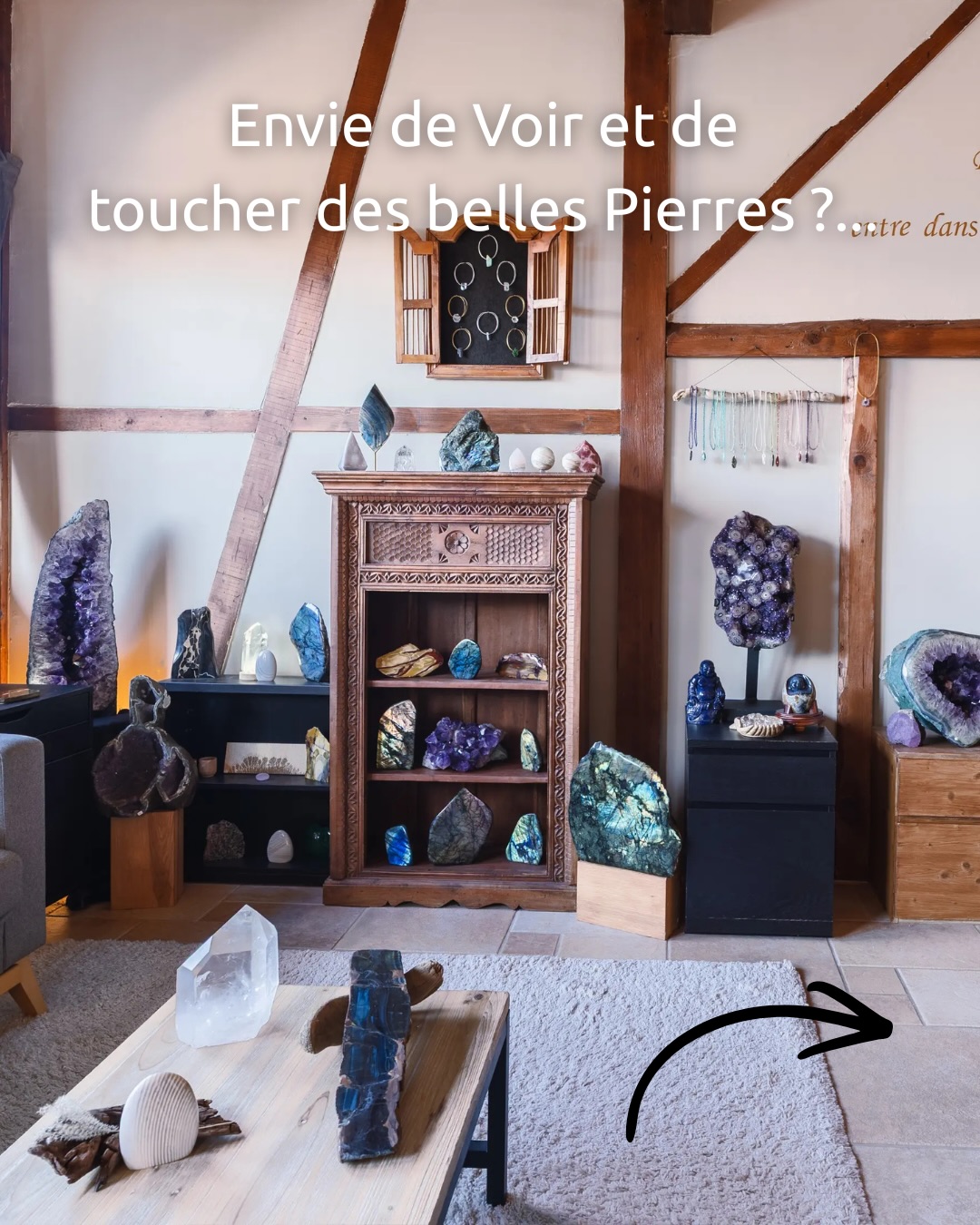 Kymastones Facebook ad: Votre boutique privée sur la Riviera