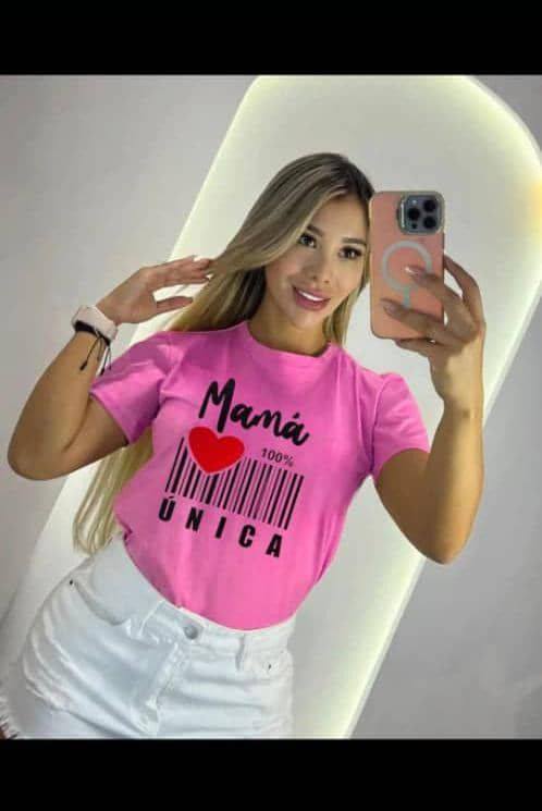 Arte G C Facebook ad: Personaliza el regalo de mamá con nuestras tote…