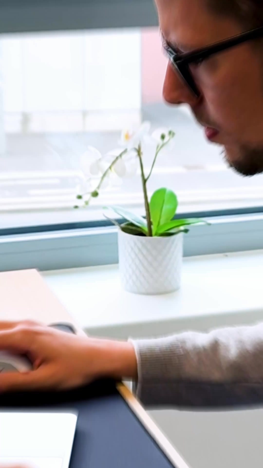 LearningSuite Facebook ad: Schluss mit Billig-Tools: Upgrade auf LearningSuite!