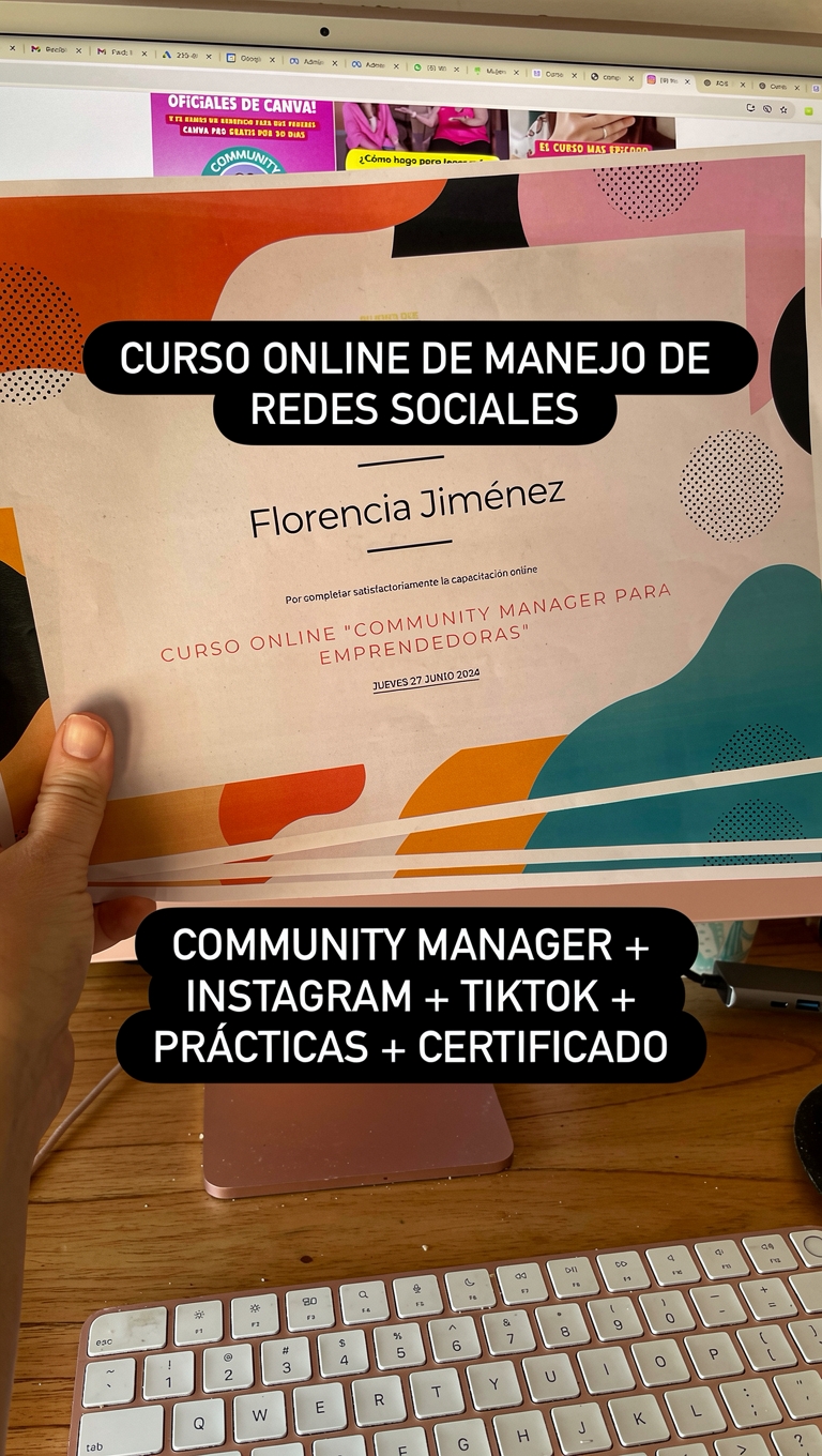 Mujeres que Emprenden Facebook ad: Curso Online Community manager para emprendedoras
