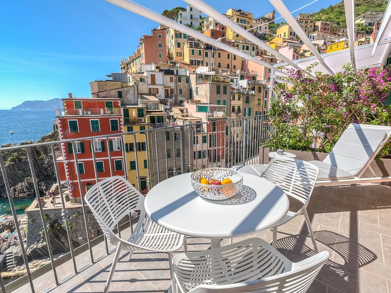 Engel & Völkers Portofino - Cinque Terre Facebook ad