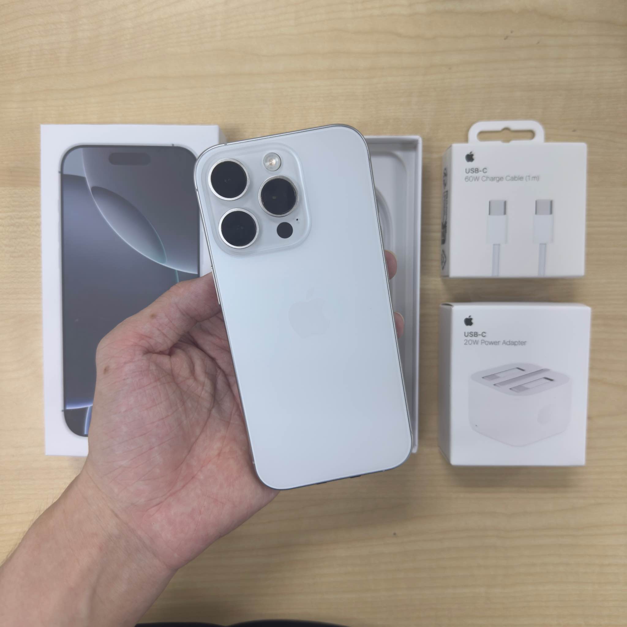Jason Wu Facebook ad: iPhone 16 Pro 256GB (Battery Health 100%)