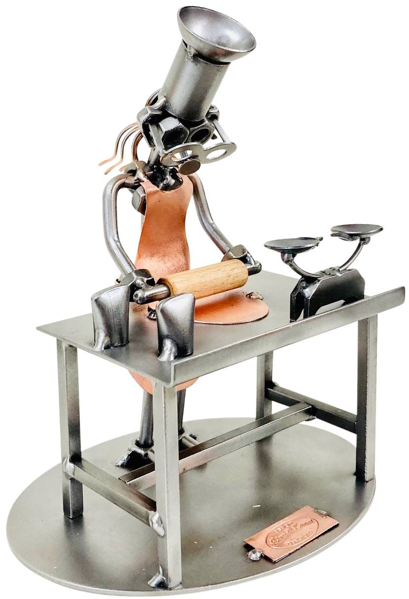 Design og handelshuset Facebook ad: Unikke håndlavede metalfigurer - en gave der varer…