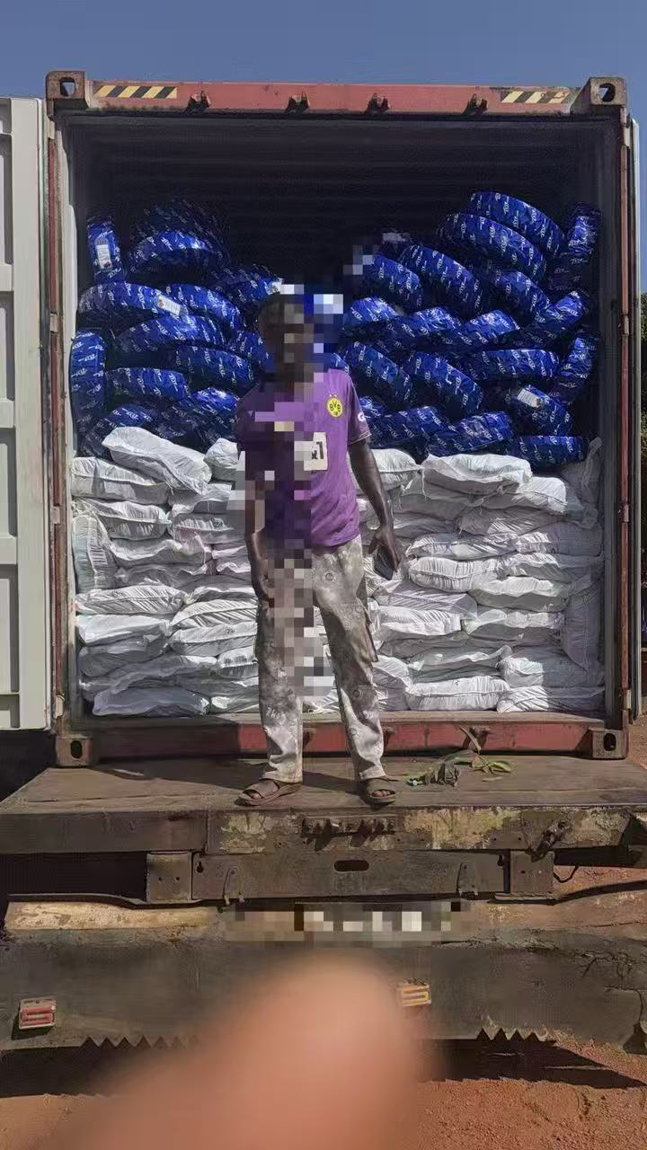 RuisilaifuInternational Trade Facebook ad
