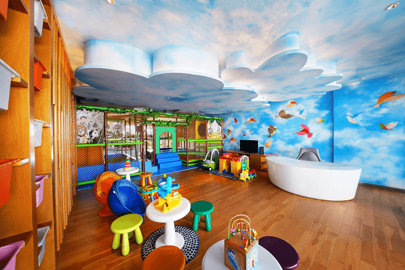 Vasa Hotel Surabaya Facebook ad: Fun-Filled Family Getaway