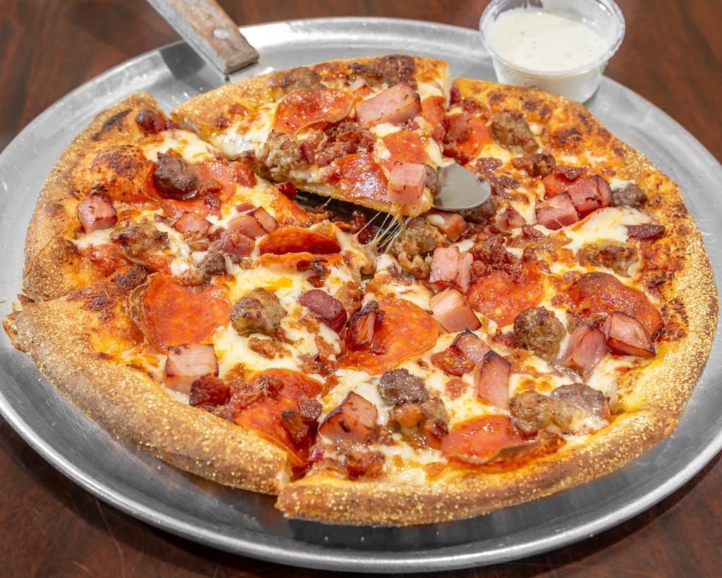 Upizzanola Facebook ad: Where are my Meat Lovers at?!