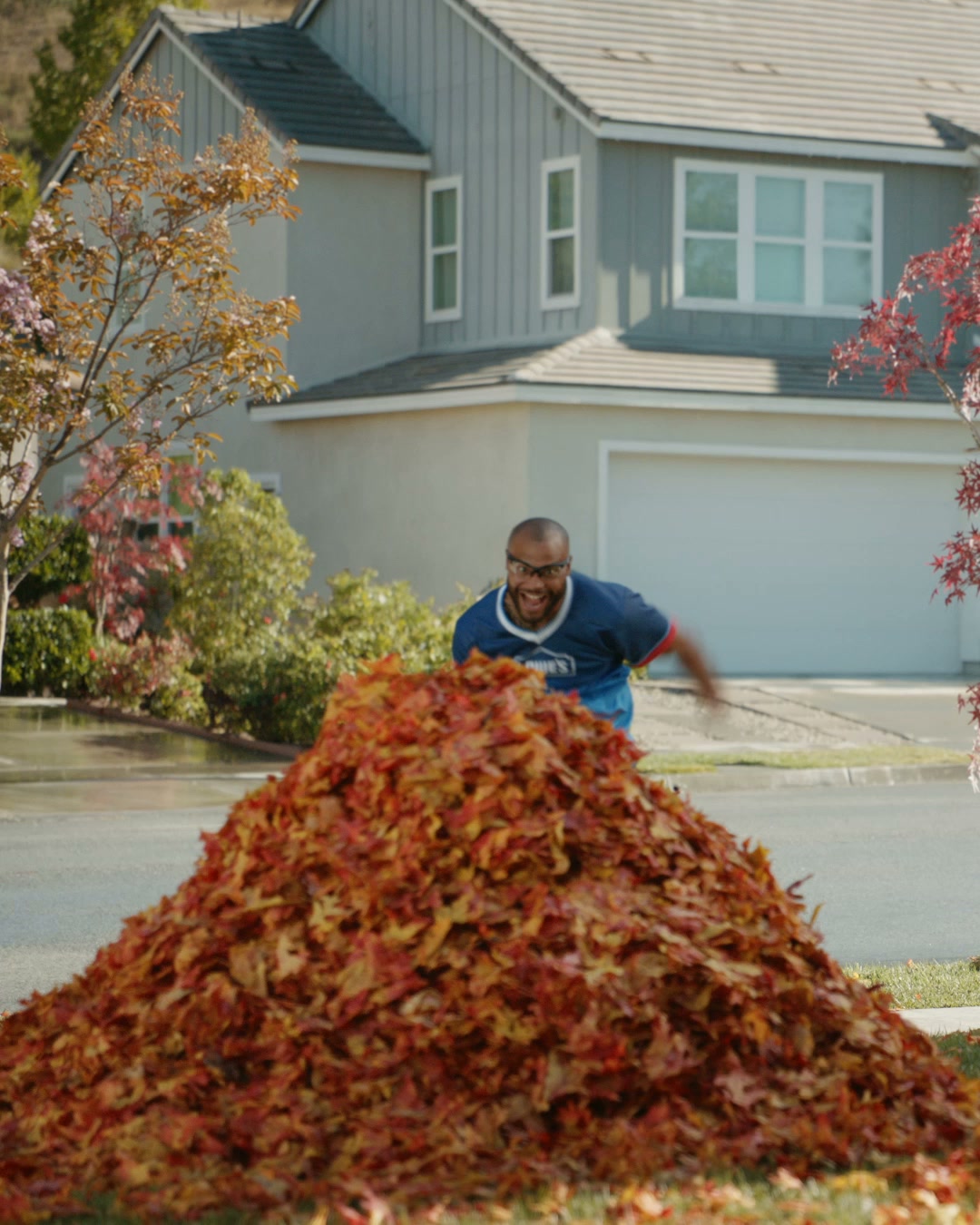 Lowe's Home Improvement Facebook ad: Earn Your Sunday