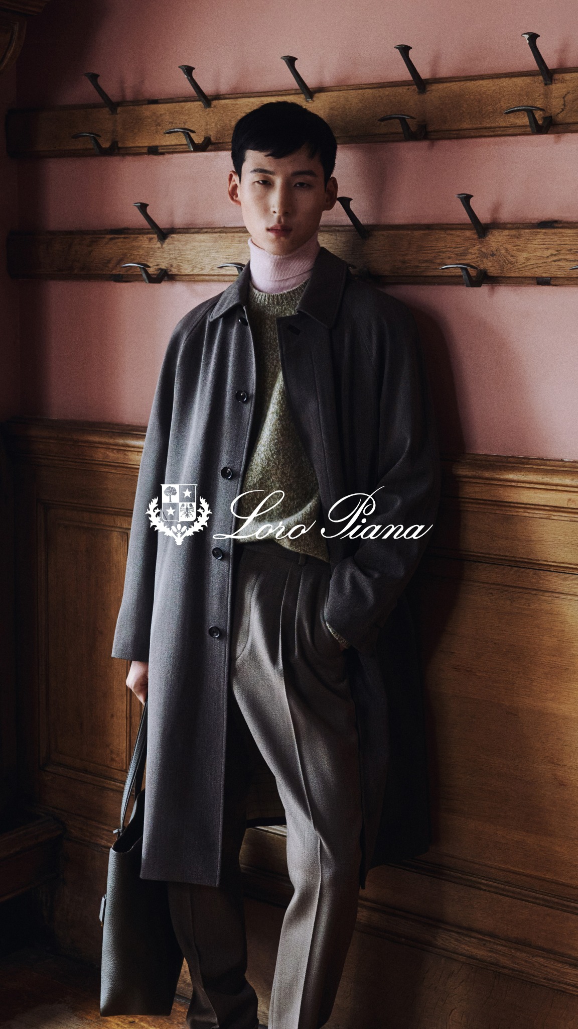 Loro Piana Facebook ad