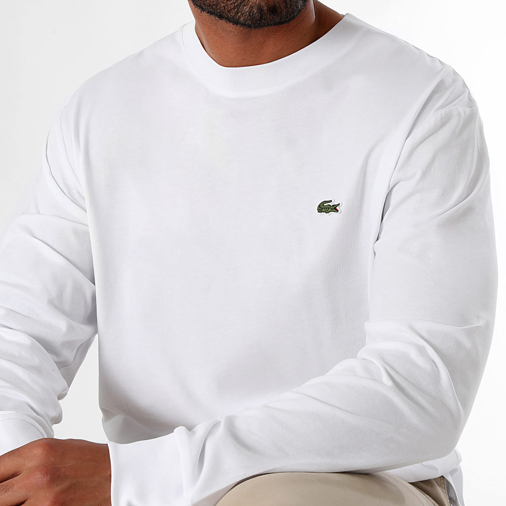 Ryses Facebook ad: Nieuwe drop van Lacoste