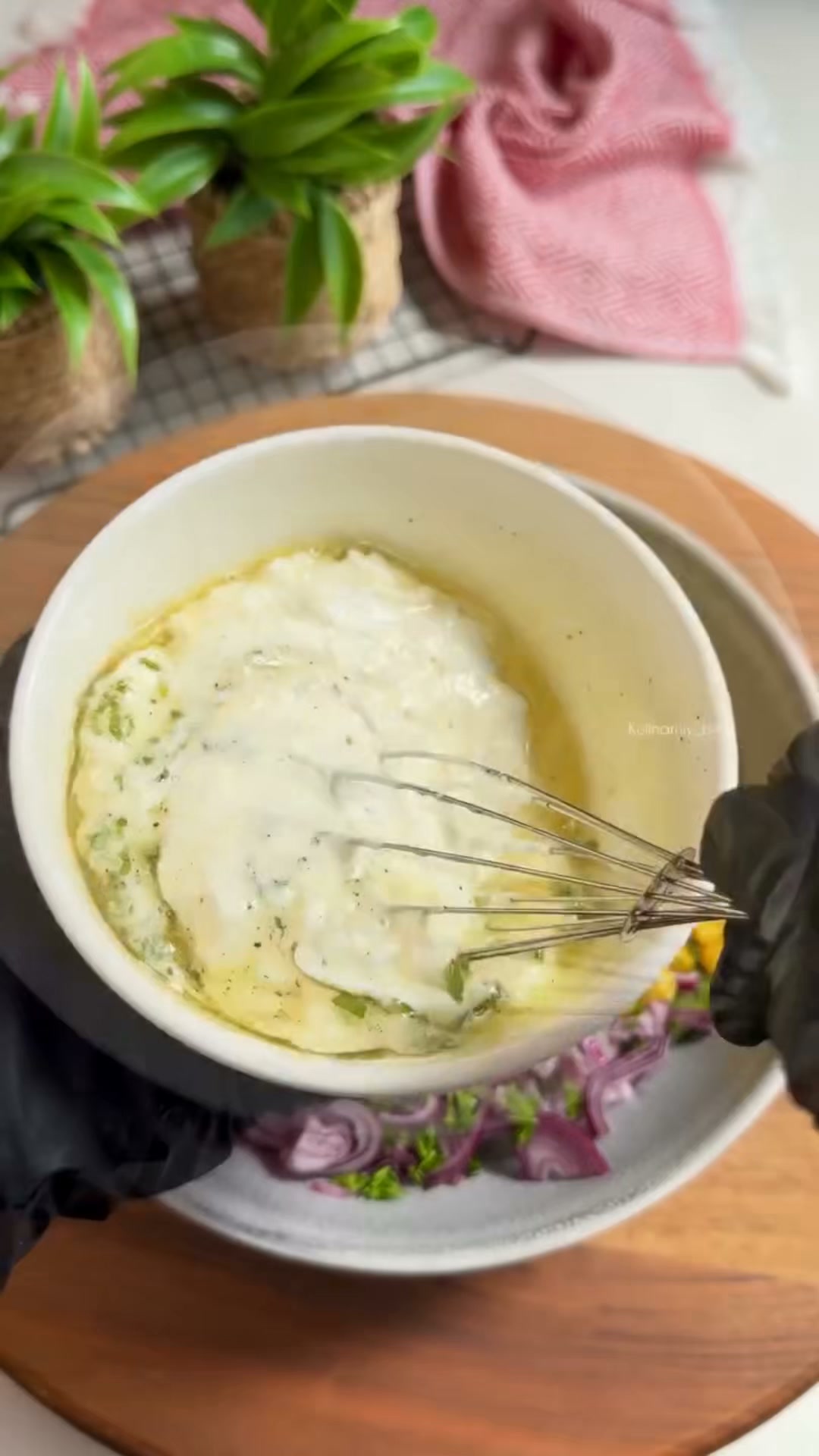 El Rincón de la Cocina Facebook ad: El secreto de una ensalada increíble no está en la lechuga.