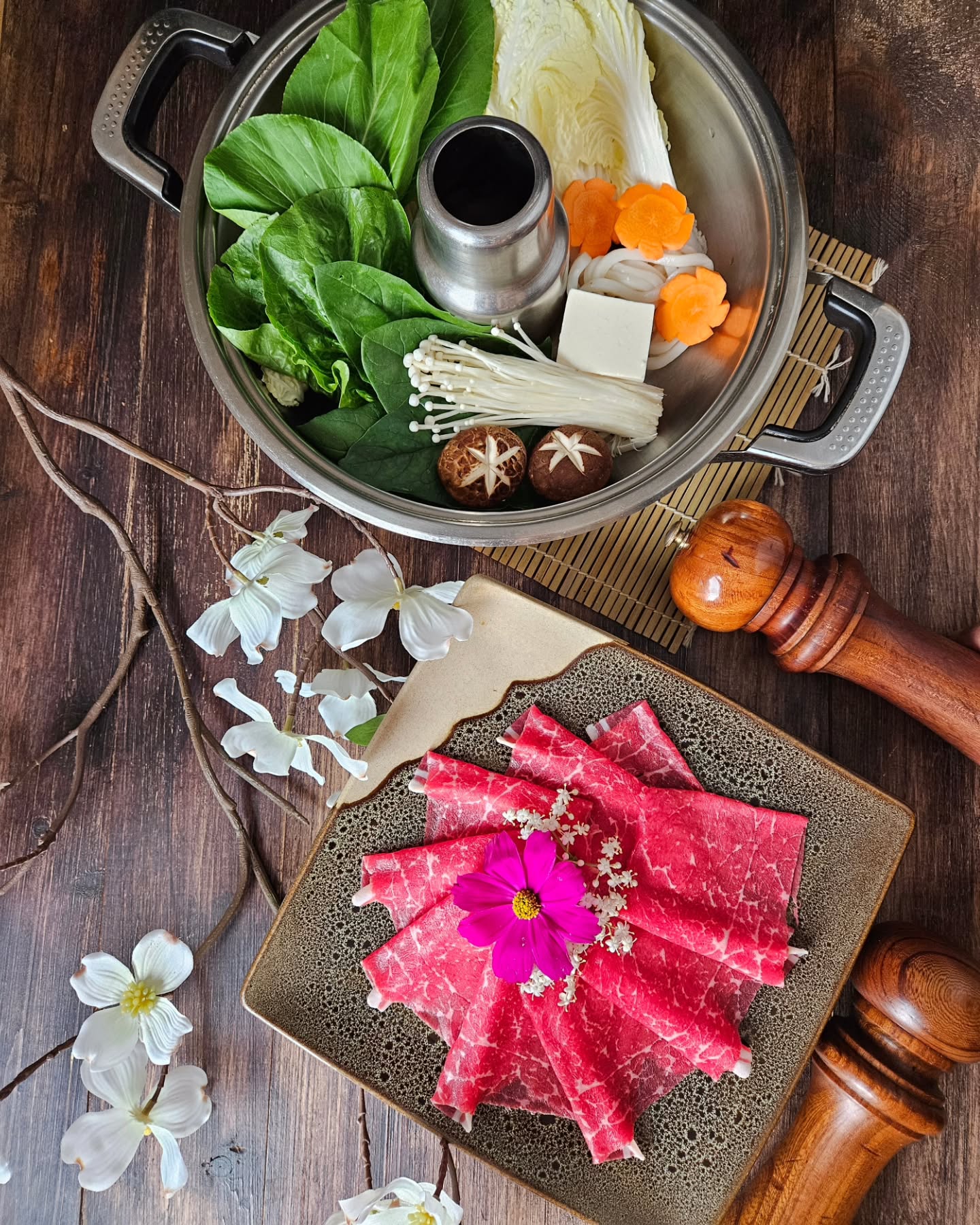 Ginza Teppanyaki Bandung Facebook ad: Enjoy live cooking teppanyaki with flambee